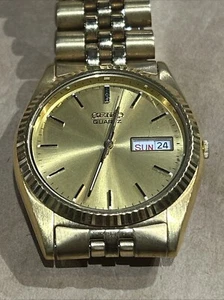 Vintage Mens Seiko Presidential Quartz Day-Date Gold Watch 7N43-8111 New Battery - Picture 1 of 24