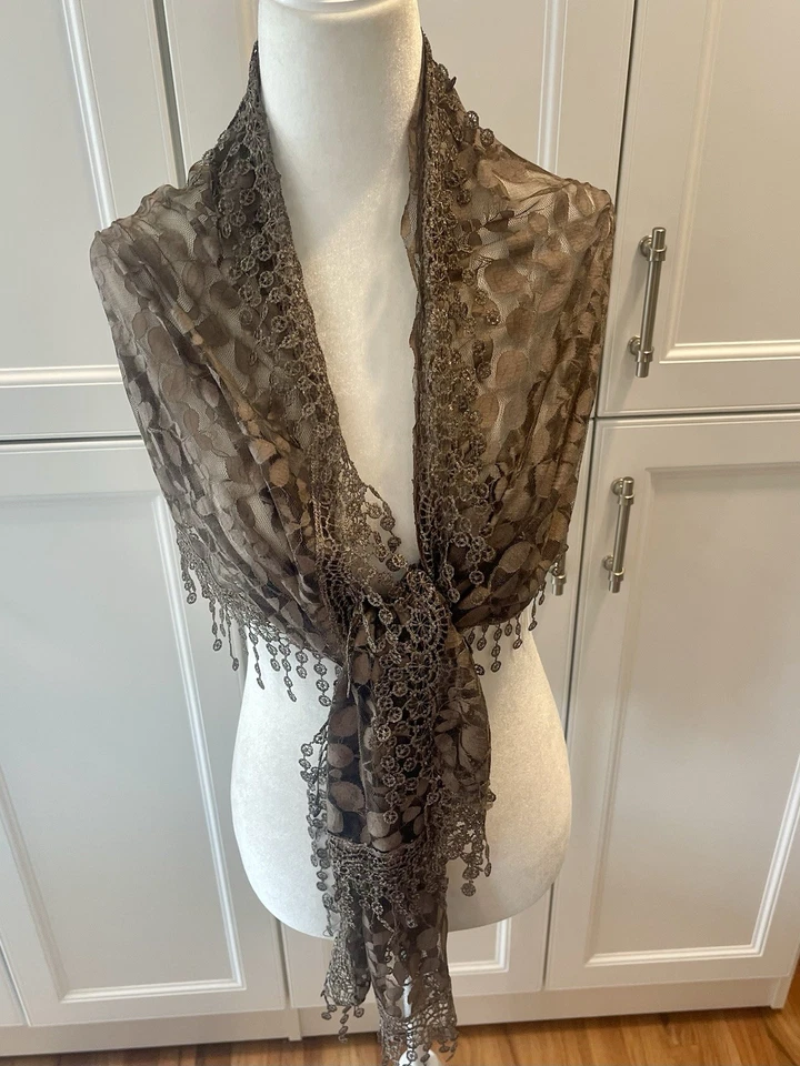 Cachecol de confete de renda vitoriano pendurado xale feminino marrom acastanhado tamanho 1 - Imagem 1 de 4