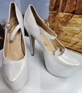 Eye Candie Diamond Metallic Point High Platform Stiletto Heels in Box Size 8 NEW - Picture 1 of 6