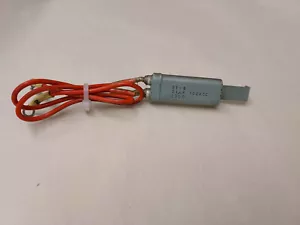 S1-B 0.1uF 500VDC 200Ohm Capacitor taken off running Kurki CNC milling machine - Picture 1 of 3