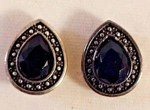 Tear Drop Silver Stud Earrings with Black Stone - Picture 1 of 2