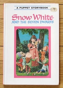 SNOW WHITE AND THE SEVEN DWARFS Puppet Storybook Izawa & Hijikata 1968 VGC L13 - Picture 1 of 5
