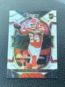 2022 Panini Select Football Concourse Rookie White Skyy Moore 03/35 #21 - Picture 1 of 2