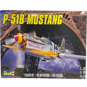 P-51B Mustang USAF WWII Fighter Plane Revell 1:32 Model Kit New NO TARIFF FEE - Bild 1 von 8