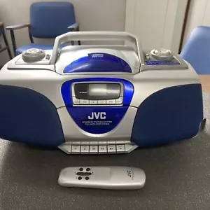 JVC RC-BX33 SL STEREO, CD, CASSETTE PLAYER W/REMOTE **PLEASE READ DESCRIPTION** - Picture 1 of 18