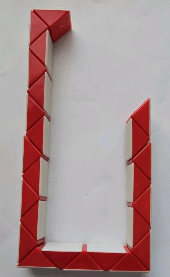 Quebra-cabeça cubo de cobra Rubik vintage da década de 1980 vermelho e branco! - Imagem 1 de 1