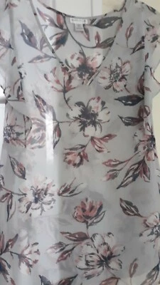 Motherhood  Maternity Top V neck tunic Medium sleeveless - Image 1 of 2