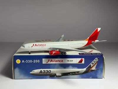 Aeroclassics 1:400 Avianca Brasil Airbus A330-300 PR-OCF new colors ACPROCF - Image 1 of 2
