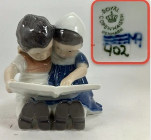Royal Copenhagen - Junge & Mädchen Kinder Lese Figur - 402 - Bild 1 von 13