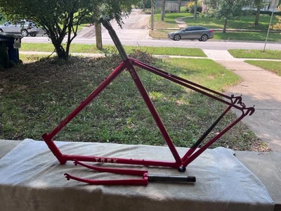 Cuadro vintage TREK 400 60 cm, hecho en EE. UU. True Temper restaurado... ¡excelente! Foto 1 de 4