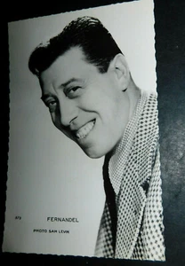 CARTE-PHOTO CP photographie, FERNANDEL par Sam LEVIN ( delespaul hayez ) - Picture 1 of 2