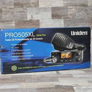 Uniden Professional 40-kanałowe radio CB z gniazdem PA PRO505XL Pro Series - Zdjęcie 1 z 11