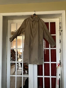 Gabardina 100% Nylon Inspirada Militar  - Imagen 1 de 5