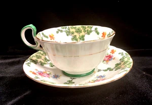 Aynsley ~ Bone China ~ Cup & Saucer ~ White ~ Pink Rose & Gold Rim ~ EUC - Picture 1 of 3