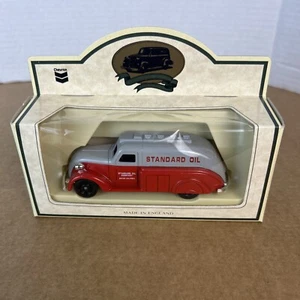 Chevron Die Cast Metal Replica Streamline Tank Truck  1:55 Scale - Picture 1 of 4