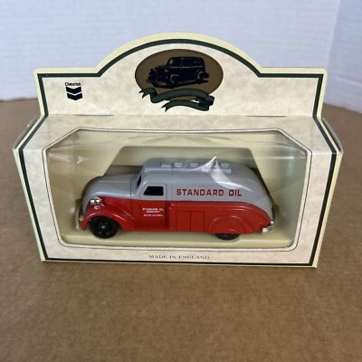 Chevron Die Cast Metal Replica Streamline Tank Truck  1:55 Scale - Image 1 of 4