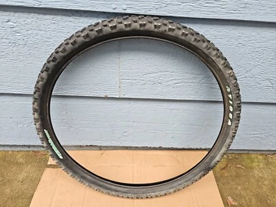 Pneu de mountain bike vintage 26" Tioga Terra Firma 26x1,95 preto milhas baixas - Imagem 1 de 4