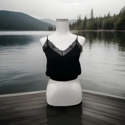 Camiseta sin mangas Aritzia Wilfred Free negra con ribete de encaje sin mangas cami talla XS Foto 1 de 4