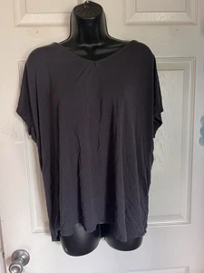 Damenoberteil "Papermoon" Größe XL Halbarm grau hinten offen - Bild 1 von 3