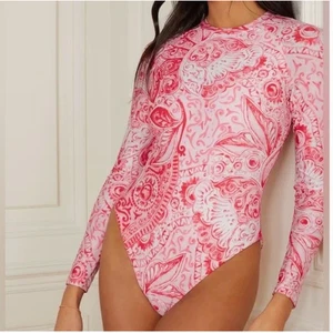 Traje de baño de una pieza Mara Hoffman Reese Rash Guard XS NUEVO - Imagen 1 de 4