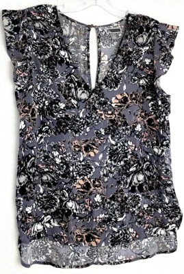 Blusa boho Chelsea 28 manga gorra volantes floral cuello en V talla: XS viscosa Foto 1 de 4