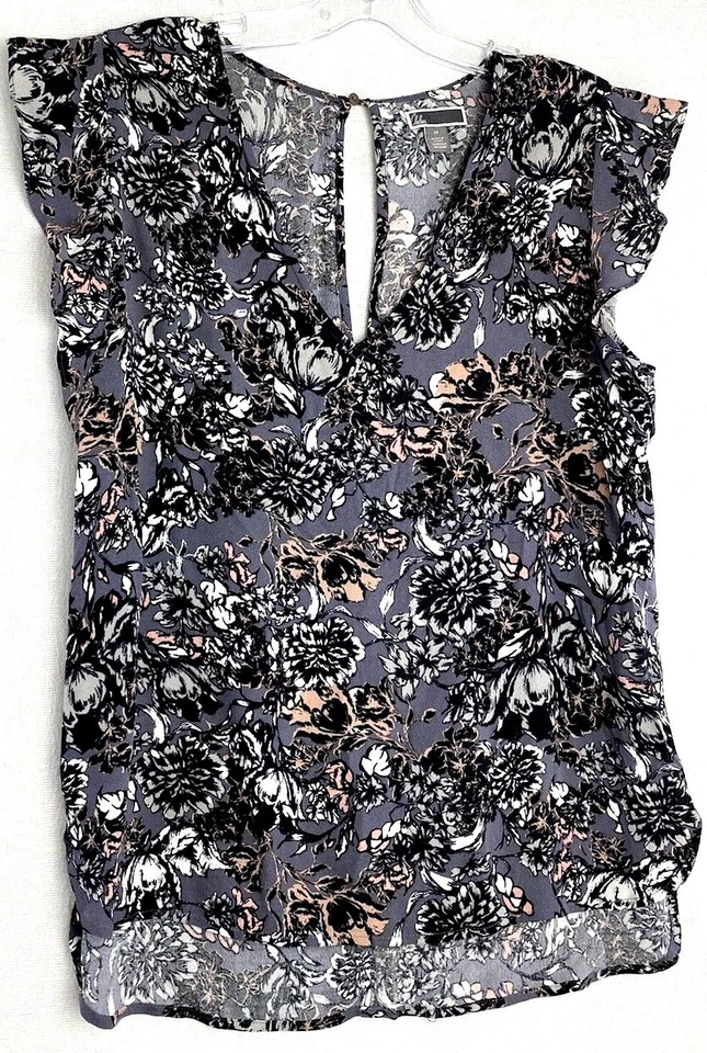 Chelsea 28 Cap Sleeve Ruffle Boho Blouse Floral V Neck Top Sz: XS Viscose - Image 1 of 4