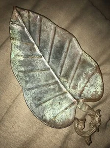 Metal Leaf - Trinket - Candy - Jewelry - Dish - Patina Green - 8” x 5” - Tray - Picture 1 of 7