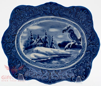Plato de porcelana decorativo Gzhel pintado a mano recuerdo invierno naturaleza y pájaro  Foto 1 de 3