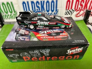 Tony Pedregon Castrol Syntec 2000 NHRA Funny Car 1:24 - Picture 1 of 10