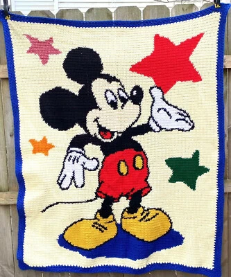 Manta de ganchillo hecha a mano Disney Mickey Mouse 42x51 Foto 1 de 4