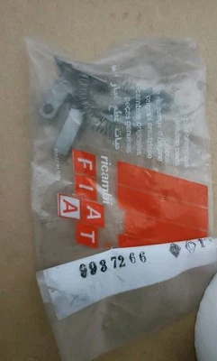 Kit Spazzole In Carbone Alternatore  Fiat Panda 141 750 126 Bis 9937266 Original - Immagine 1 di 4