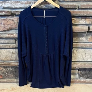 Free People Leo Henley Navy Button-Up Oversized Knit Top - Picture 1 of 8