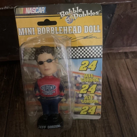 Bobble Dobbles NASCAR #24 Jeff Gordon Mini Bobble Head Doll SEALED Cover