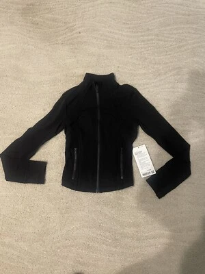 Lululemon Women's black Define cropped NULU Jacket, Size 6, BNWT, L@@K** - Image 1 of 4