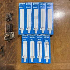 Sylvania Twin Tube 7 Watt & 9 Watt Compact Fluorescent Bulbs - Picture 1 of 5