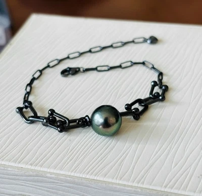 Gorgeous HUGE AAAAA 11-12mm south sea Black Green ROUND pearl Bracelet 925s - Image 1 of 3