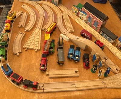 Vintage Thomas & Friends BRIO Conjunto de Trem de Madeira com Trilhos Figuras Pontes 65+ PCs - Imagem 1 de 4