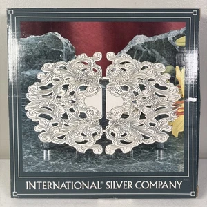 VTG Expandable Trivet, International Silver, Silverplated Antique Finish Pierced - Foto 1 di 5