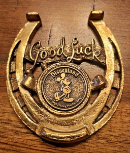 Herradura recuerdo coleccionable recuerdos de buena suerte de Walt Disney Productions - Imagen 1 de 5