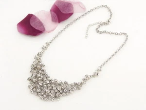 Collar de babera de racimo de cristal - Imagen 1 de 1