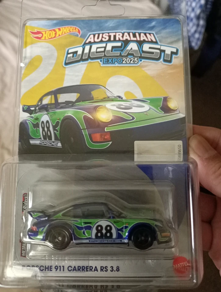Hot Wheels Australian Diecast 2025 Expo, Exclusive, Porsche 911 Carrera RS - Image 1 of 2