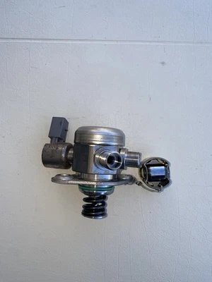 Bomba de combustible de alta presión A2780701201 Mercedes w222 M278 S550 GLS550 GLE550 Foto 1 de 4