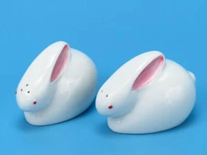 White Rabbits Salt Pepper Shakers Bunny Easter Rabbit Pink Porcelain Japan 3" - Picture 1 of 12