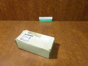 Telemecanique 083365 limit switch XCK J10541H29 - Picture 1 of 2