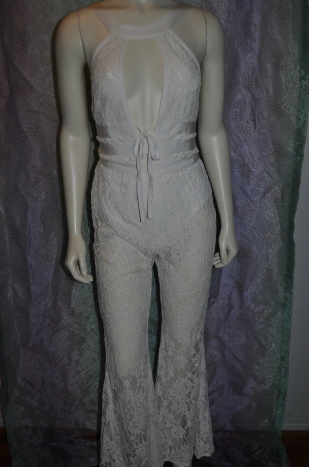 白色花卉蕾丝连身裤宽喇叭裤 L 码“旗帜”*阅读*原样 — 第 1/4 张图片