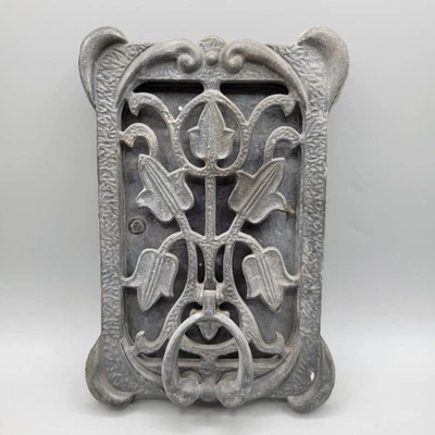 Antiguo llamador de puerta ornamentado de hierro fundido mirilla hablar fácil diseño de tulipán gris Foto 1 de 4
