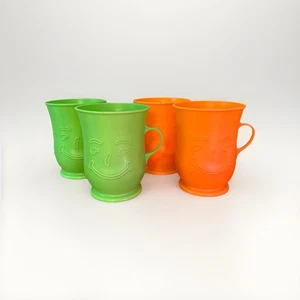 Vintage grün orange Koolaid Plastikbecher 4 Kt - Bild 1 von 1