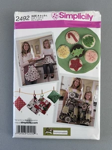 Simplicity 2492 Childs Misses Apron Pattern Felt Food Potholders Sachet Uncut - Picture 1 of 4
