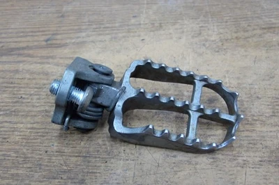 Yamaha YZ250F 2009 clavija derecha Foto 1 de 4