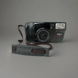 Nikon Zoom 400 35mm Point & Shoot Film Camera In Tested For Parts Or Works - Picture 1 of 5